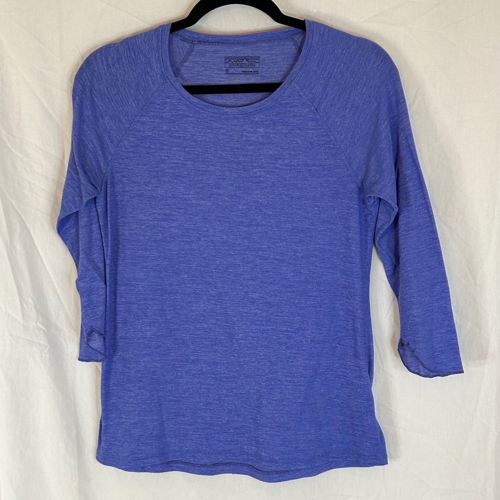 Patagonia Womens Top Blue 3/4 Sleeve Lightweight Athletic Shirt‎